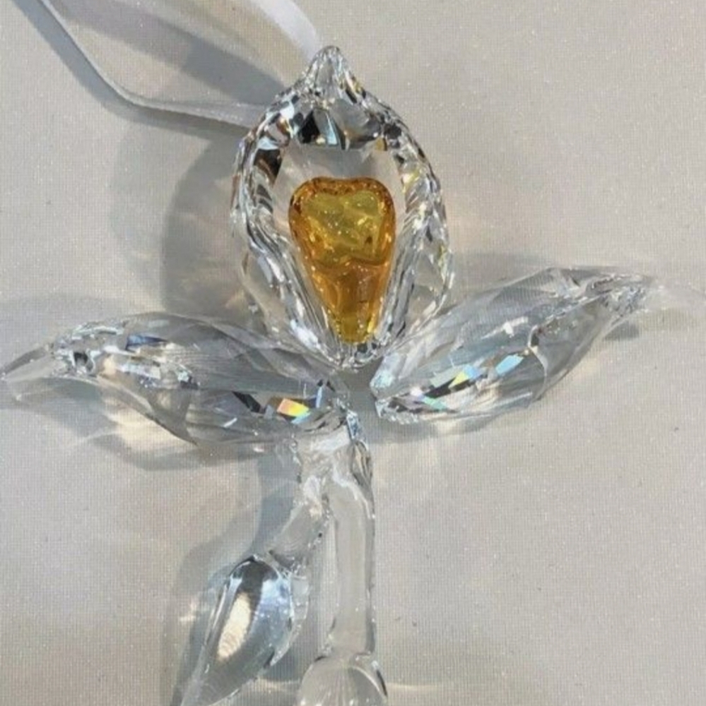 Crystal flower cross
